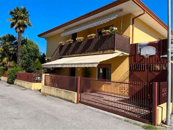 Casa con 6 locali in vendita in Marcon Gaggio Colmello, Marcon