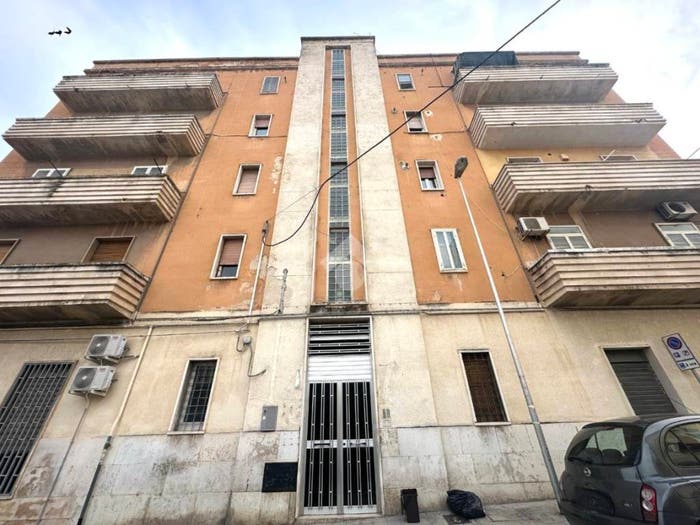 Appartamento trilocale in vendita in Via Puglia, Centro, Canosa di Puglia