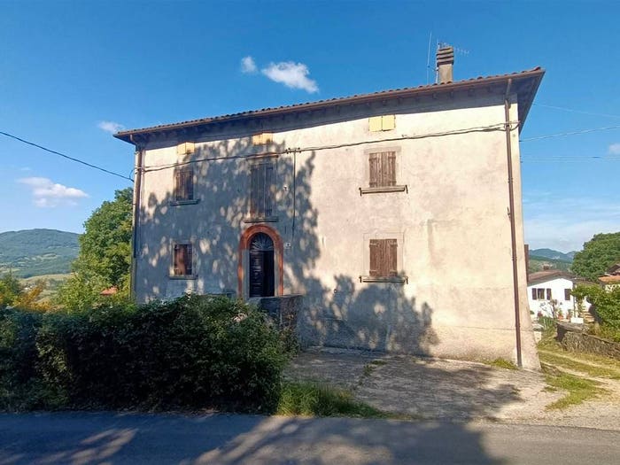 Casa con 6 locali in vendita in via Roda, Castiglione dei Pepoli