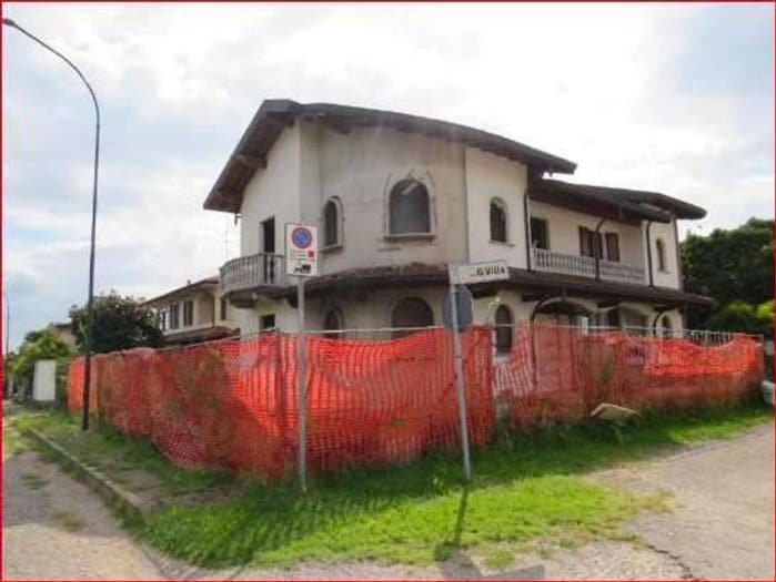 Casa con 6 locali in vendita in Centro, Cuggiono