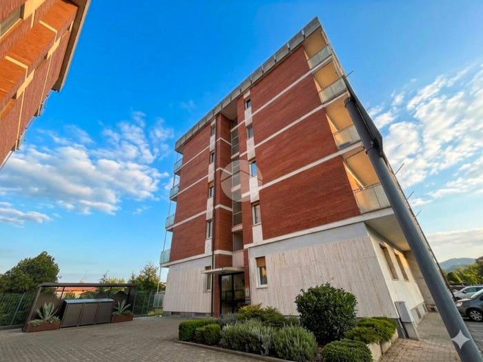 Appartamento bilocale in vendita in Via GRAMSCI, Centro, Gassino Torinese