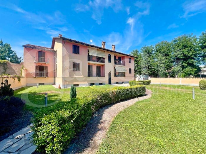Appartamento trilocale in vendita in Via Sommariva, Centro, Cavallermaggiore