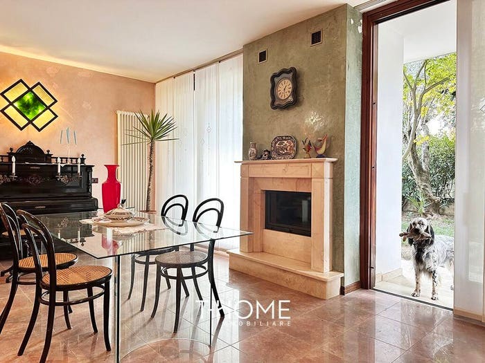 Casa con 6 locali in vendita in Centro, Bassano del Grappa