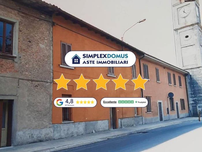 Appartamento quadrilocale in vendita in Via Redipuglia, Centro, Malnate