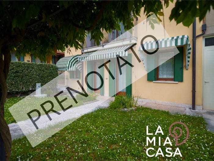 Appartamento con 6 locali in vendita in Via San Tomio, Centro, Follina