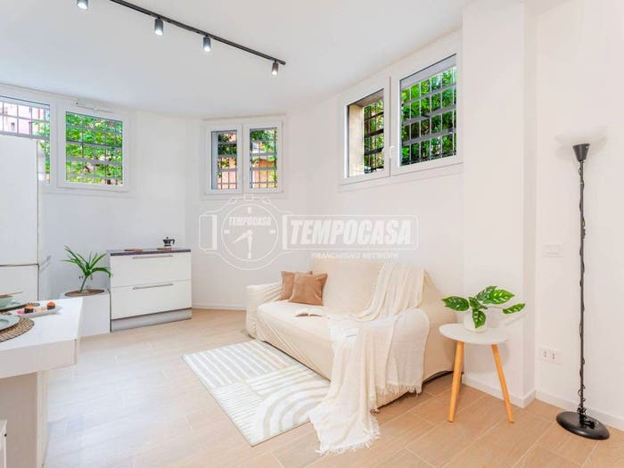 Appartamento monolocale in vendita in Via Negroli, Argonne Corsica, Milano