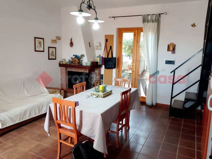 Casa bilocale in vendita in Via torazzi Snc, Galluccio