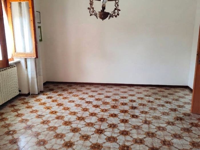 Appartamento quadrilocale in vendita in Via Appia Lato Napoli, Centro, Formia