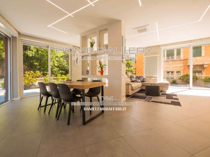 Appartamento con 6 locali in vendita in Via Giuseppe Fasce, Albaro, Genova