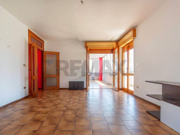Appartamento quadrilocale in vendita in Via Firenze, Centro, Villamagna