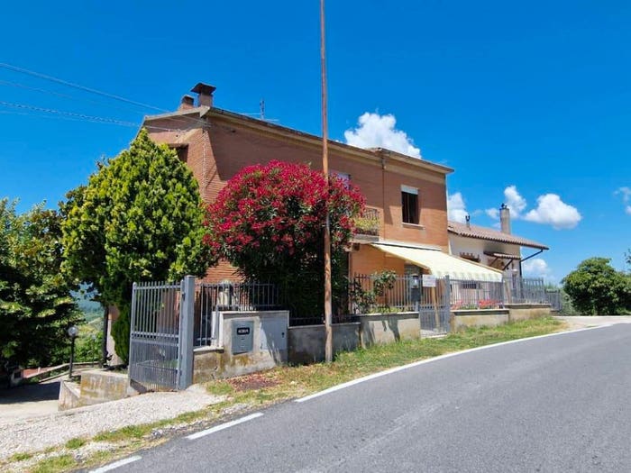 Casa con 6 locali in vendita in via chiusa martina, Casaprota