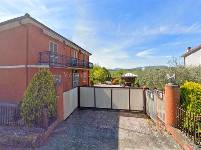 Casa con 5 locali in vendita in via pian delle noci, Montepulciano
