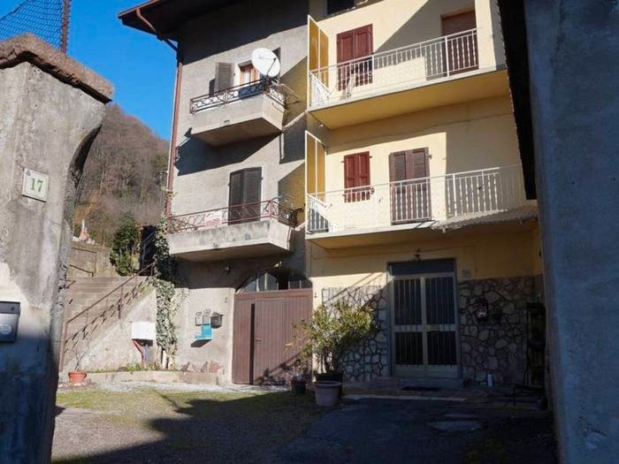 Appartamento trilocale in vendita in CONDINO VIA SASSOLO, Borgo Chiese