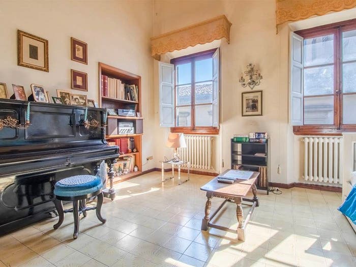 Appartamento con 6 locali in vendita in Via de' Pucci, Duomo, Firenze