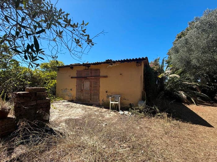 Casa bilocale in vendita in Via Campo dei Fiori, Loricina Seccia Tre Cancelli, Nettuno