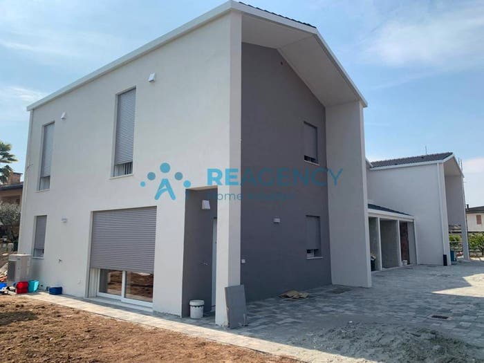 Casa con 5 locali in vendita in Via Torrossa, Frazioni di Camisano Vicentino, Camisano Vicentino