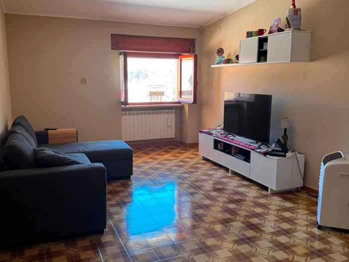 Casa trilocale in vendita in Viale del Lavoro, Centro, Castrovillari