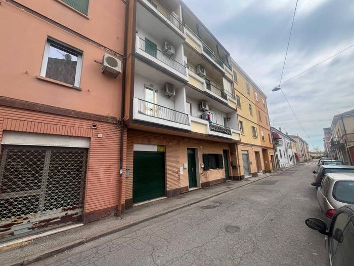 Appartamento bilocale in vendita in Via Montefiorino, Pontelagoscuro, Ferrara