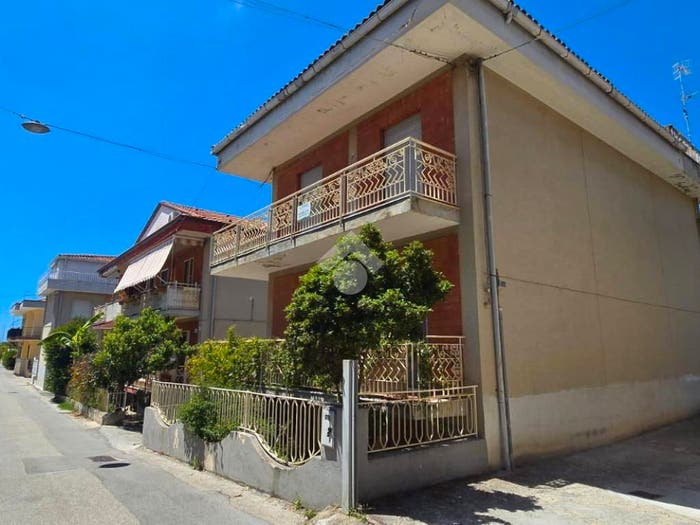 Appartamento quadrilocale in vendita in Via Papa Giovanni XXIII, Marina, Ascea