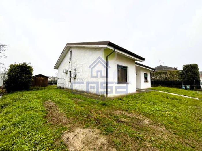 Casa con 6 locali in vendita in Via Serafina Forti, Centro, Gazoldo degli Ippoliti