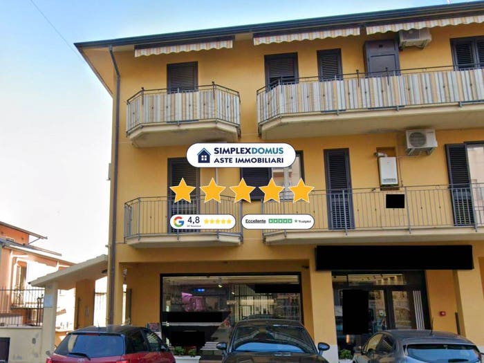 Appartamento con 5 locali in vendita in Via Francesco Petrarca, Sommatino