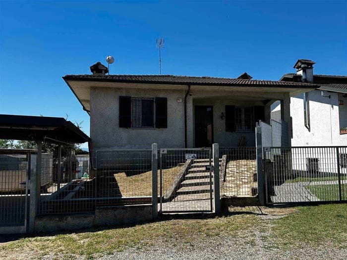 Casa quadrilocale in vendita in Via Fitto, Santa Cristina, Santa Cristina e Bissone