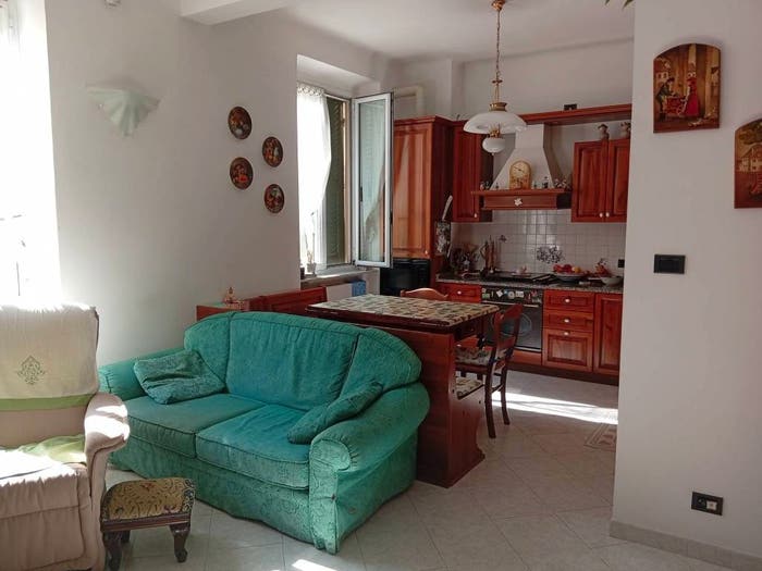 Appartamento bilocale in vendita in Via Ovada, Voltri, Genova
