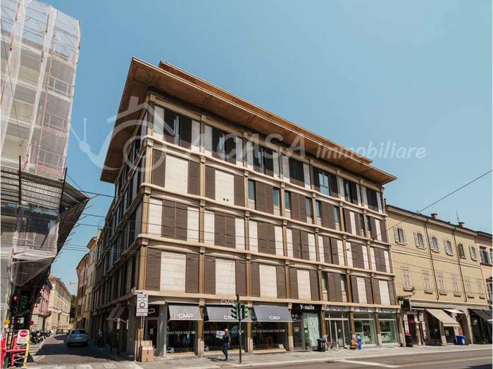 Appartamento bilocale in vendita in strada benedetto cairoli, Centro Storico, Parma