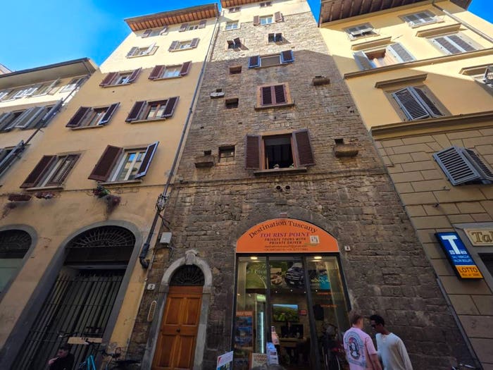 Appartamento trilocale in vendita in Via dei Tavolini, Signoria Uffizi, Firenze