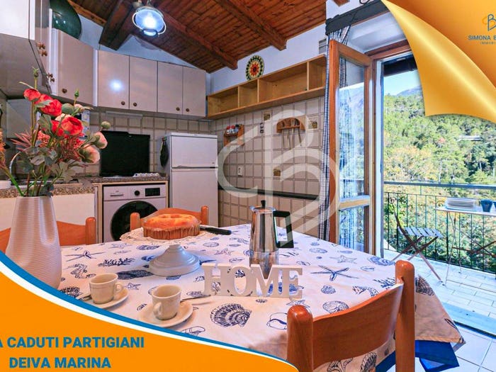 Appartamento trilocale in vendita in Via Caduti Partigia, Piazza, Deiva Marina