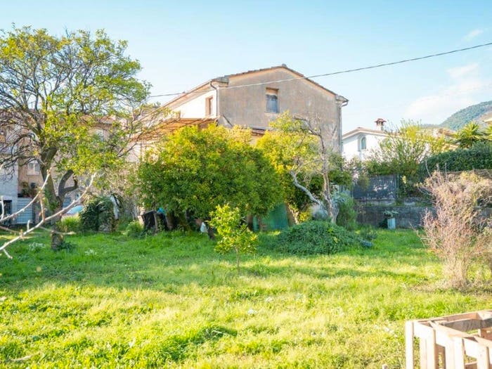 Casa con 6 locali in vendita in Via Castagnola di Sotto, Castagnola, Massa