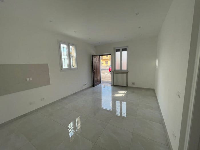Appartamento trilocale in vendita in Via Novara, Pernate, Novara