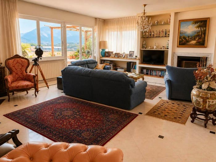 Casa con 6 locali in vendita in Marina di Carrara, Carrara