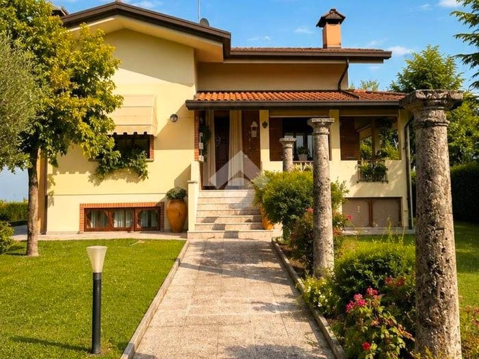 Casa con 5 locali in vendita in Via Villaraccolta, Villaraccolta Buset, Pasiano di Pordenone