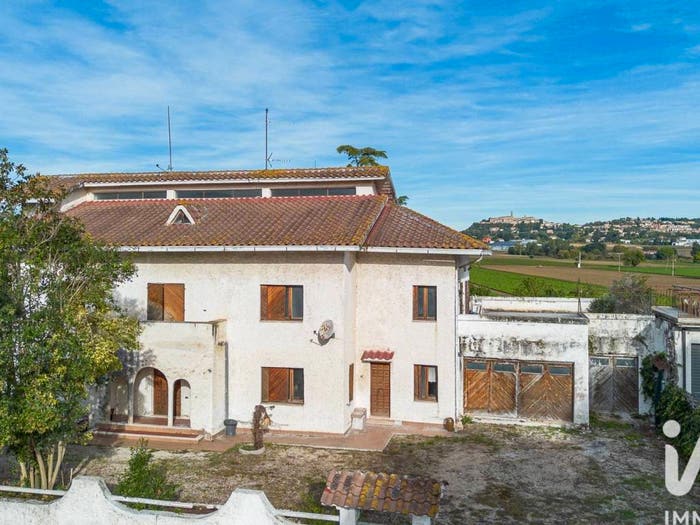 Casa con 6 locali in vendita in Via giorgio la pira, Sant'egidio, Montecassiano