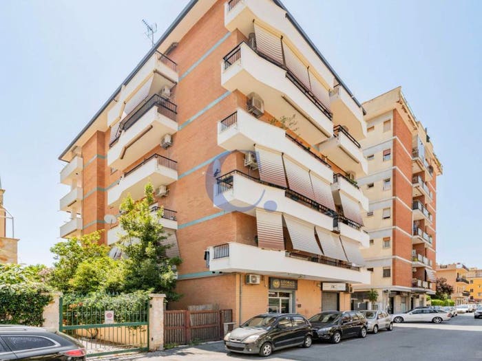 Appartamento bilocale in vendita in Via Napoli, Centro, Ladispoli