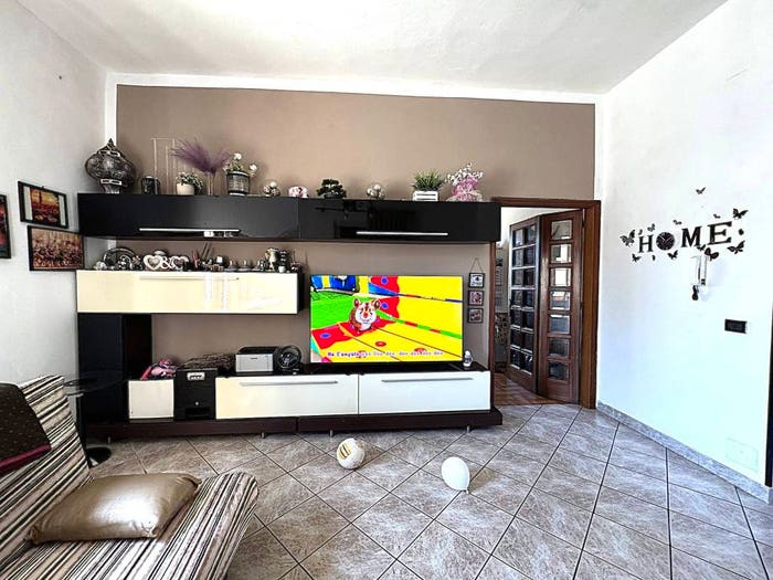 Appartamento con 5 locali in vendita in Strada Regionale di Val d'Elsa, Molin Nuovo Monterappoli, Empoli