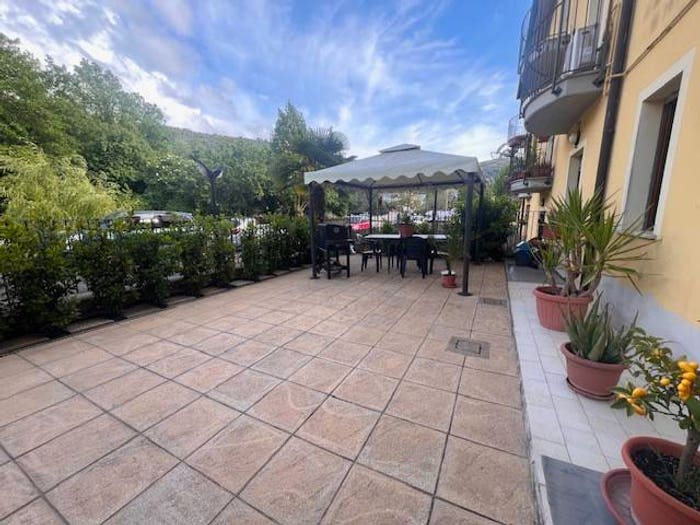 Appartamento con 5 locali in vendita in Via Flaminia Romana, Testaccio, Narni
