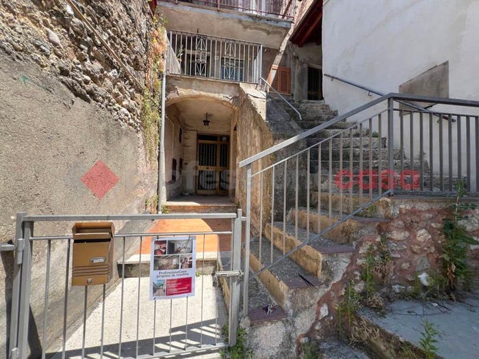 Appartamento con 5 locali in vendita in via Dritta, Santa Rufina, Cittaducale