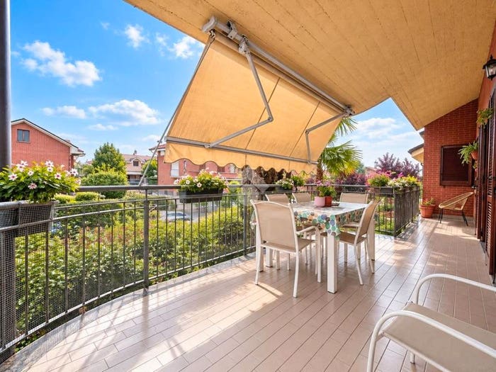 Casa con 6 locali in vendita in VIA CECCHI, Nichelino