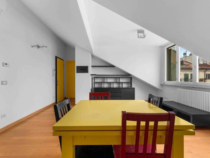 Appartamento trilocale in vendita in Via Casale, Navigli Darsena, Milano
