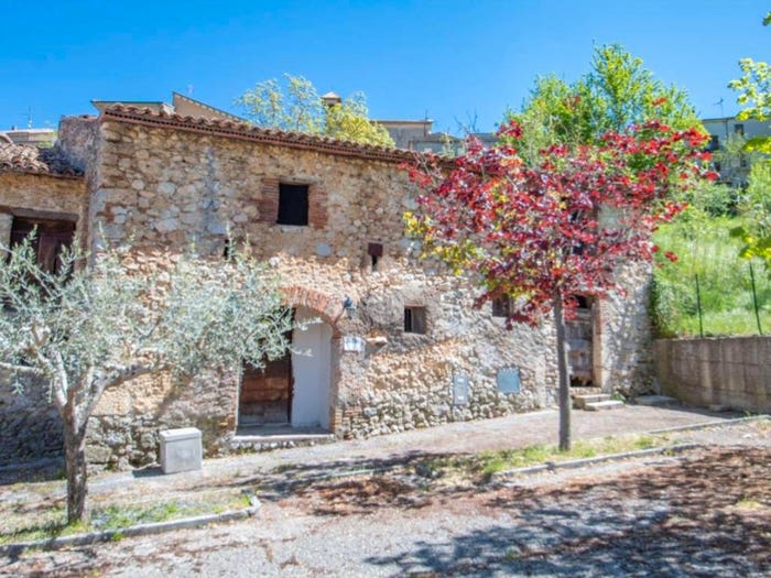 Casa quadrilocale in vendita in Via delle Prata, Roccaranieri, Longone Sabino