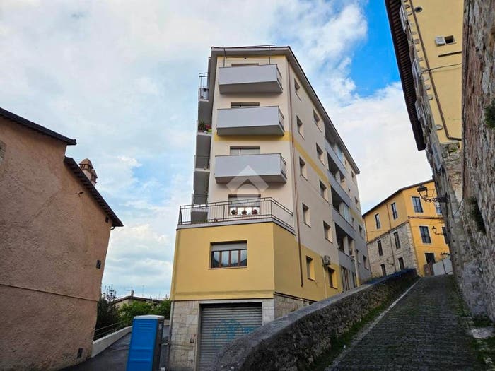 Appartamento bilocale in vendita in Via Giuseppe Parini, Ascoli Piceno