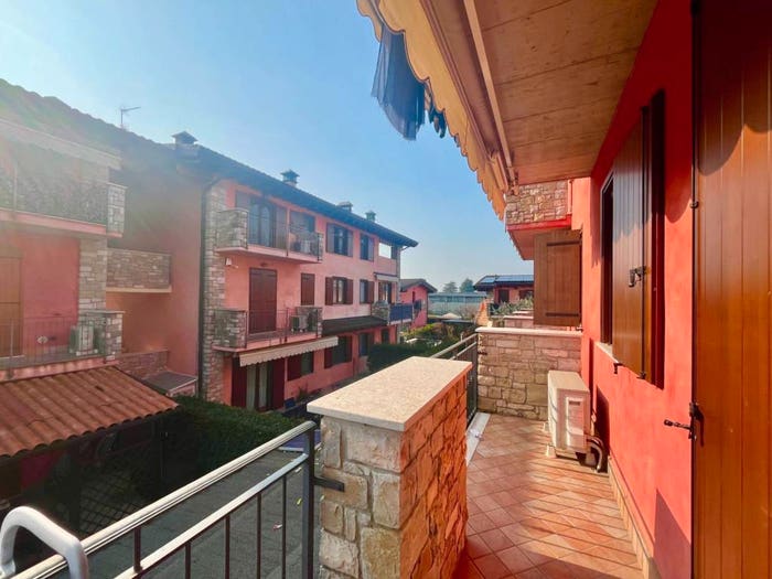 Appartamento trilocale in vendita in Via Carso, Azzano San Paolo