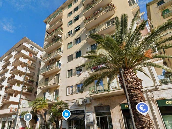 Appartamento trilocale in vendita in Viale di Augusto, Fuorigrotta, Napoli