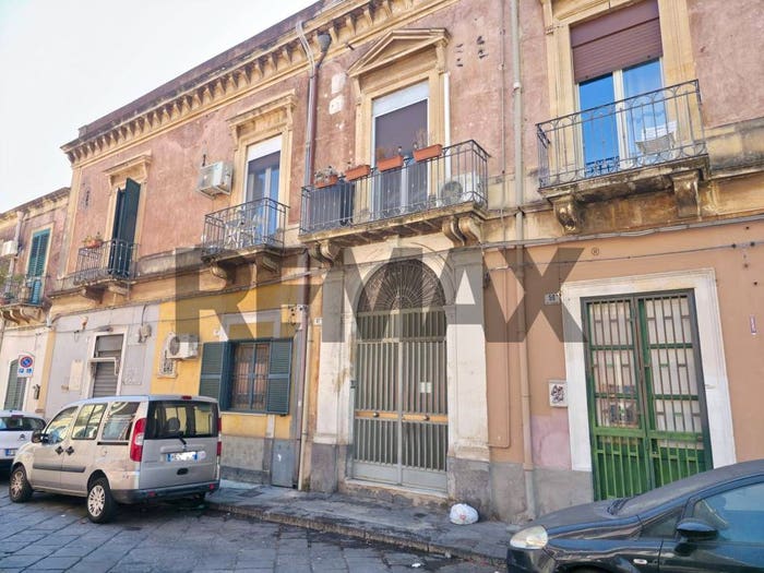 Appartamento trilocale in vendita in via re martino, Guardia Li Cuti, Catania