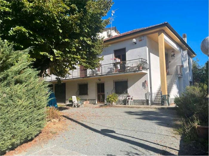 Casa con 6 locali in vendita in Centro, Visone