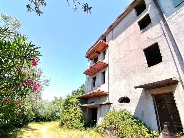 Casa con 6 locali in vendita in Via Vecchia di San Francesco, Madonna Delle Grazie Iacp, Anagni