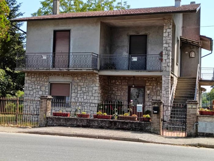Appartamento quadrilocale in vendita in Via Cupa, Centro, Castel Giorgio