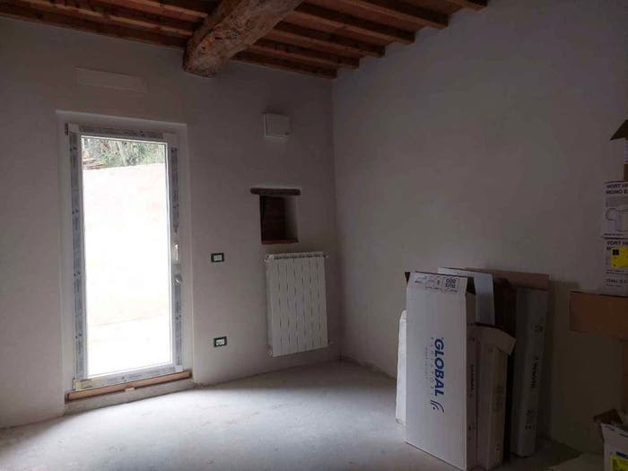Casa con 5 locali in vendita in Bacchereto, Carmignano
